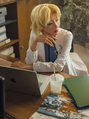 Kisaragi Ash - Akagi Ritsuko
