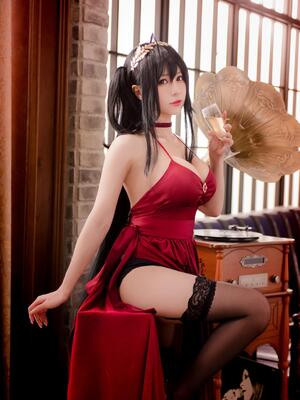 Tahun Shirags - Taihou Azur Lane