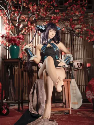 Apakah Anda menyukai siapa pun? - Yang yuhuan erpo
