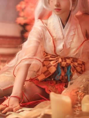 Minami Momoko - Pakaian Jepang