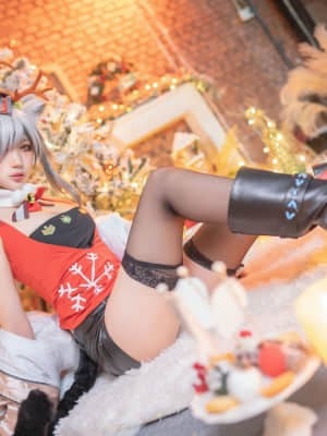 Zhou ji adalah kelinci yang lucu - Natal hitam