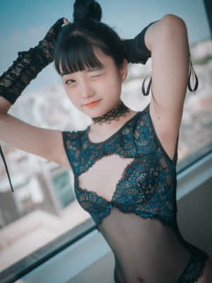 [Djawa] Jenny - Queen Bunny