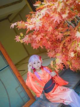"Crown of Sin" Yuqi dan Feng Yukata C O S P L A Y