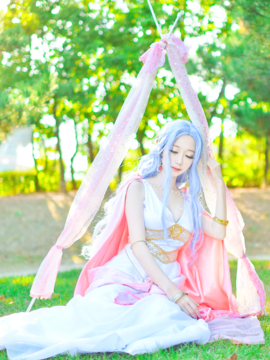 "One Piece" Putri Nafirutali Vivi C O S P L A Y