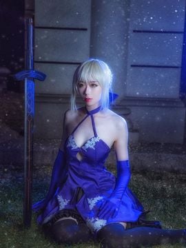 "Fate Stay Night" Gaun Saber C O S P L A Y