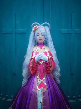 "League of Legends" Kulit Terbatas Hari Valentine Sayang Baby Sona C O S P L A Y