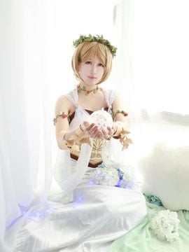 "Dewi yang cantik" Darijuana c o s p l a y