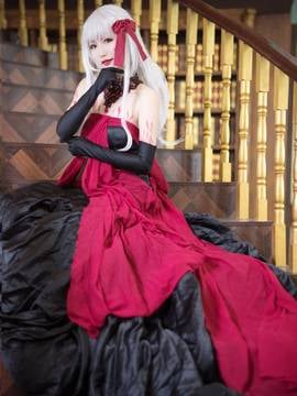 "Fate Stay Night" Maki Sakura Tipe Gaun Blackened Moon merayakan 10 tahun