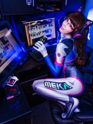 Kassandra Leigh - Hai