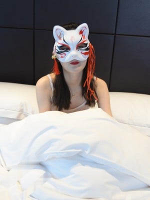 Skala super besar terbaru dari Dewi Panci Panci "rubah" adalah gemuk, merah muda dan lembut, puting merah muda dan lembut, dan bidikan diterapkan pada lubang