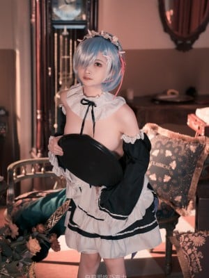 [Bai Li Loves Chocolate] Rem Maid Outfit