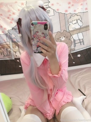 Lewdyumi - Giáo viên truyện tranh khiêu dâm