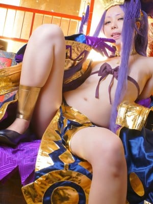 Tokiwa: "Assassin của lâu đài không có đêm"