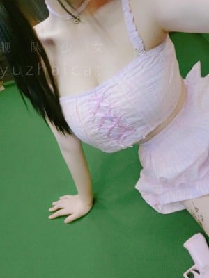Otome Lemah (Otaku Cat Girl Fleet Girl W) - Billiards Room Girl