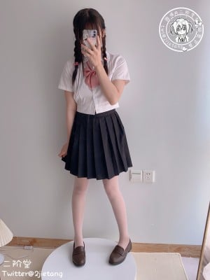 Nikaido (Otaki Eiko) - JK Schoolgirl
