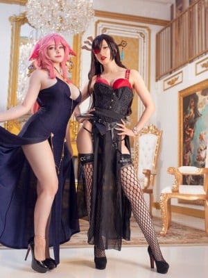 Mikomi Hokina & Yuzu Pyon - YAE Miko Dress & Beidou Dress