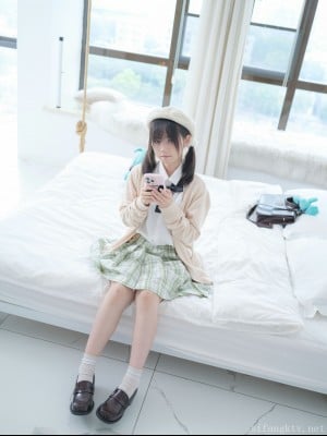 Girl Order - Xiaoyu Dildo