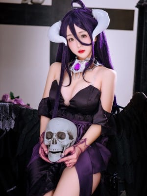 Hinaga - Váy Yarbede + Kim cương