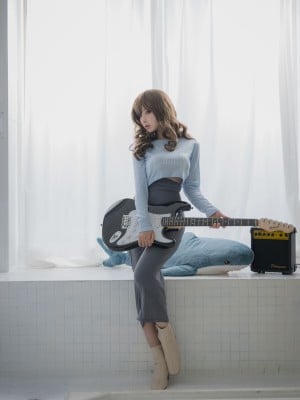 Shika Deer Deer - Guitar Sister