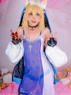 Velvet -Chann - Bridget