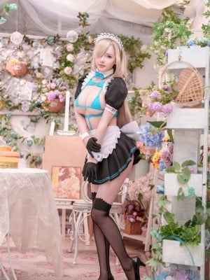 Wenmei tidak masuk akal - ichinose akina maid