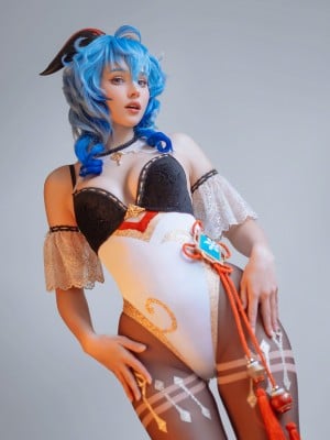 Shirogane Sama - Penari Ganyu