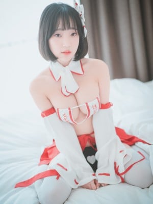 Kang In -Kyung (강인경) - Summoner Girl