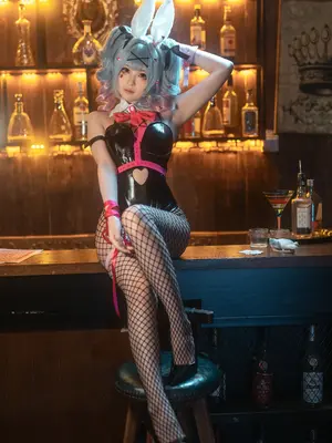 Badak Air Muda - Hatsune Vokaloid Hole Kelinci Miku