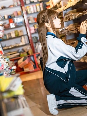 Momo Konyol – Petualangan ③