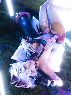 Momo bodoh – Feiyan