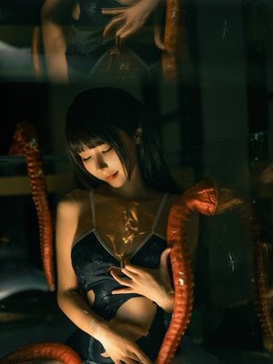 Momo Konyol – Neraka